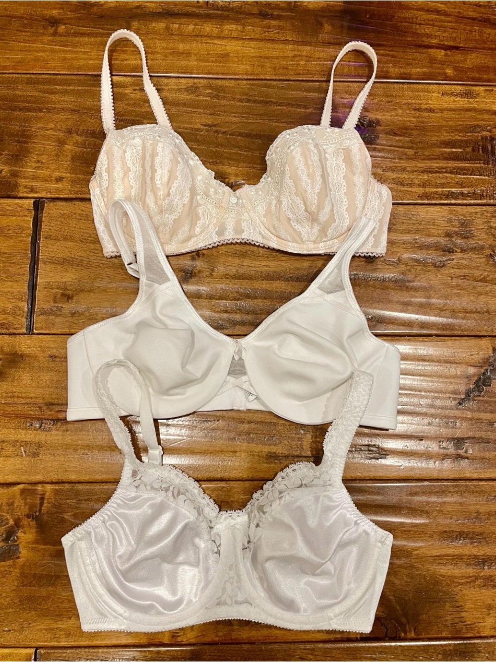 34C bra bundle of 3 bras: Warners bra Wonderbra